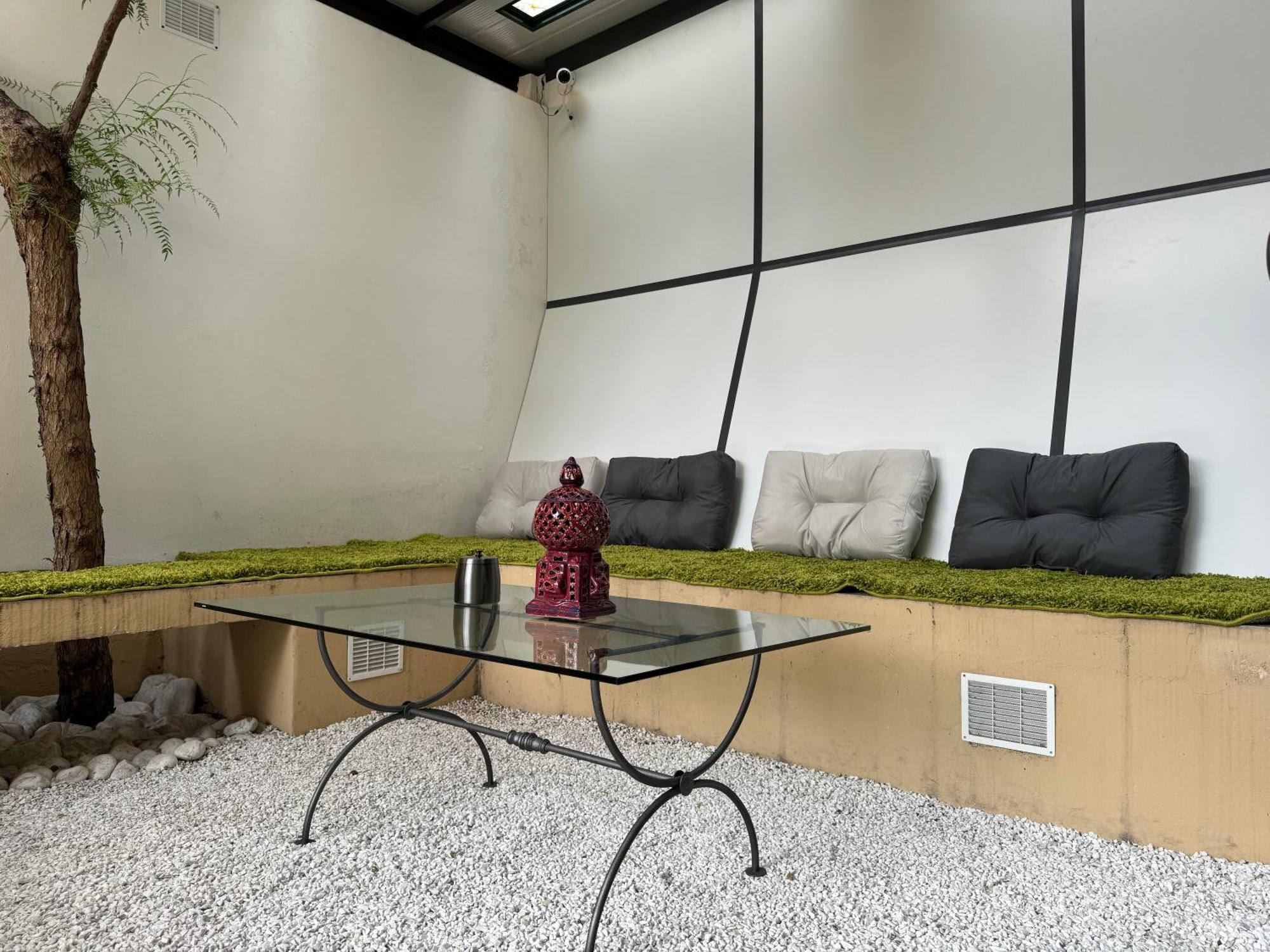 Viale Tirreno - Con Patio Appartement Rome